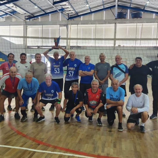 Vôlei Adaptado de Caraguatatuba conquista prata e bronze no 2º Torneio da Amizade