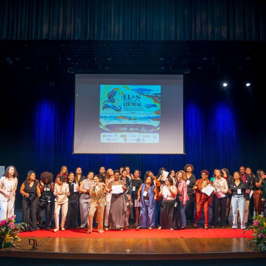 Destaque Mulheres Empreendedoras 2026 do Litoral Norte lota Teatro Mario Covas em Caraguatatuba